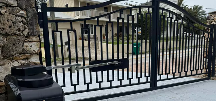 Swing Gate Opener with Keypad St. Peters
